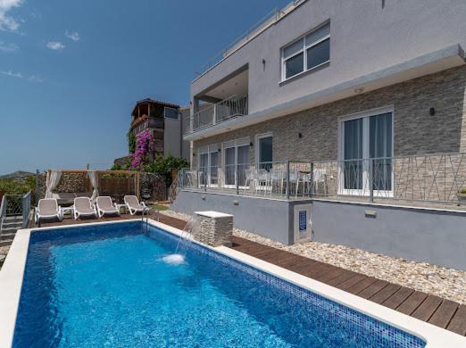 Villa Hedonist Seget Vranjica Exterior foto